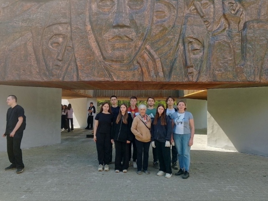 «Международный субботник» на Князь-Владимирском кладбище города Владимира