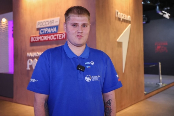 Посол Победы из Самары посетил Национальный центр «Россия»