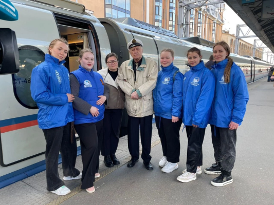 Проводили Героя на главный Парад!