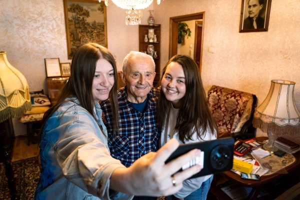 Волонтёры Победы и партия «Единая Россия» дали старт поздравлений ветеранов Великой Отечественной войны в преддверии Дня Победы