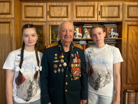 В Калуге поздравили с Днём Победы участников и очевидцев Великой Отечественной войны