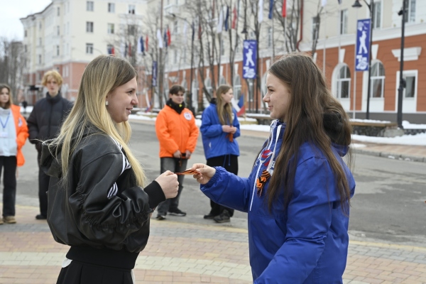 Акция «Георгиевская лента» объединила жителей Заполярья!