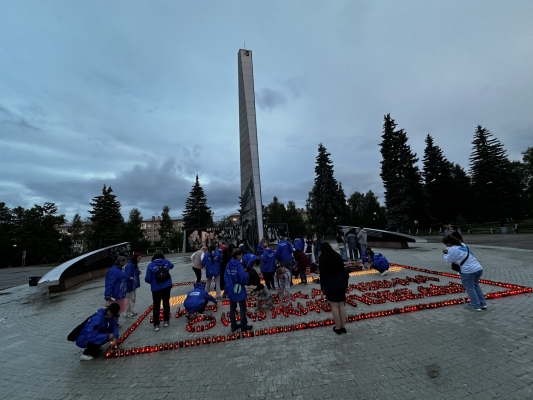 Огненная картина, посвященная вкладу Удмуртии в победу в Великой Отечественной войне зажглась в Ижевске