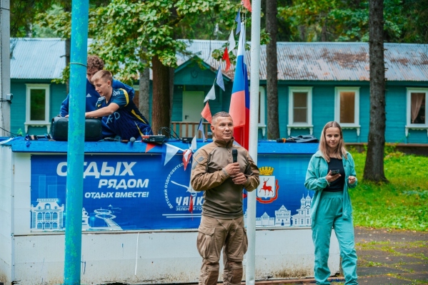 Волонтёры Победы провели в нижегородских школах «Уроки мужества» ко Дню Государственного флага России