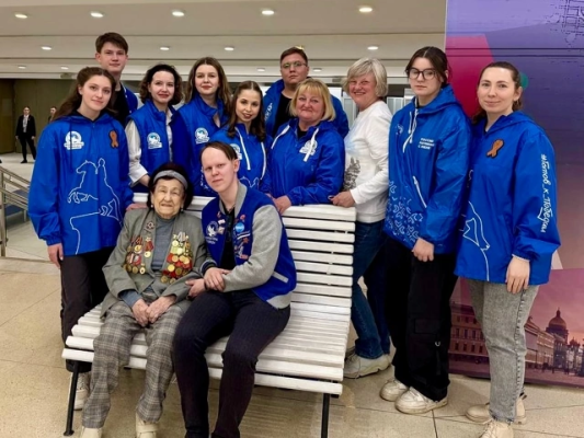 Помогаем ветеранам на праздничных мероприятиях