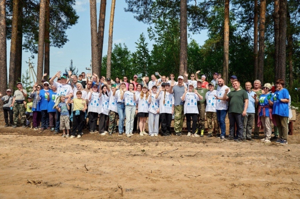 Минэкологии и волонтеры ликвидировали несанкционированную свалку в поселке Арья Уренского округа
